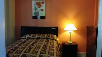 Desmond Hotel 8